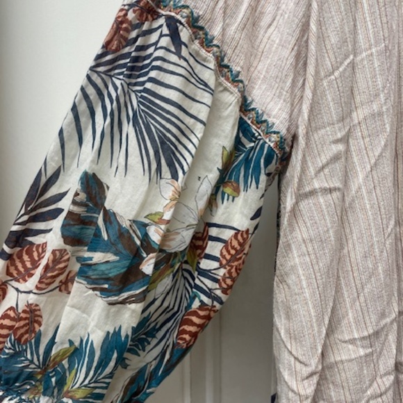 Johnny Was Workshop Effortless Peasant Tunic Top EUC - Picture 8 of 10